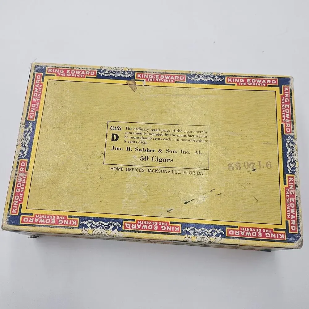 Vintage Replacement Christmas Bulbs 4 Packages In Vintage King Edward Cigar Box